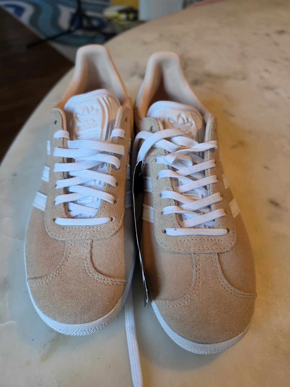 Adidas Gazelle Suede Sneakers in Cream & White Size 7 - Picture 2 of 9
